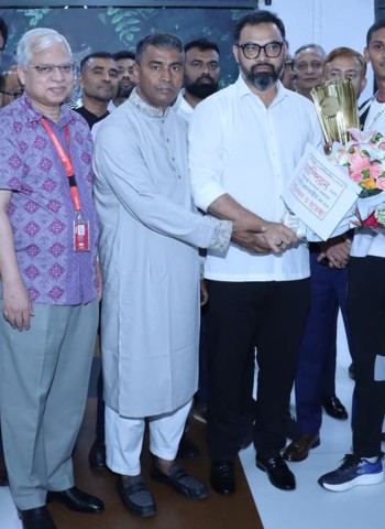 জয়ের মুকুট নিয়ে দেশে ফিরল চ্যাম্পিয়ন বাংলাদেশ অনূর্ধ্ব-২০ দল