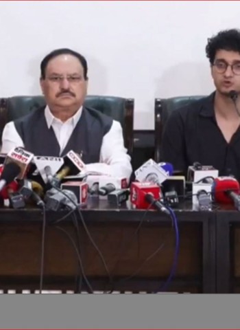 দাবি মেনে নেওয়ার আশ্বাস, আন্দোলন প্রত্যাহার করল ককরোচ জনতা পার্টি