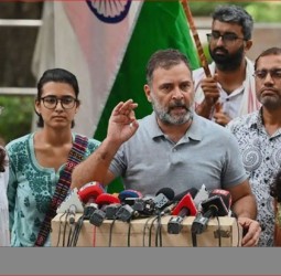 শিক্ষামন্ত্রীর পদত্যাগের পর এবার সরকারকে সরানোর সময় এসেছে: রাহুল গান্ধী