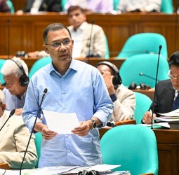 শ্রমবাজার ব্যবস্থাপনায় ‘এমপ্লয়মেন্ট এক্সচেঞ্জ সেন্টার’ গড়ে তোলা হবে: সংসদে প্রধানমন্ত্রী